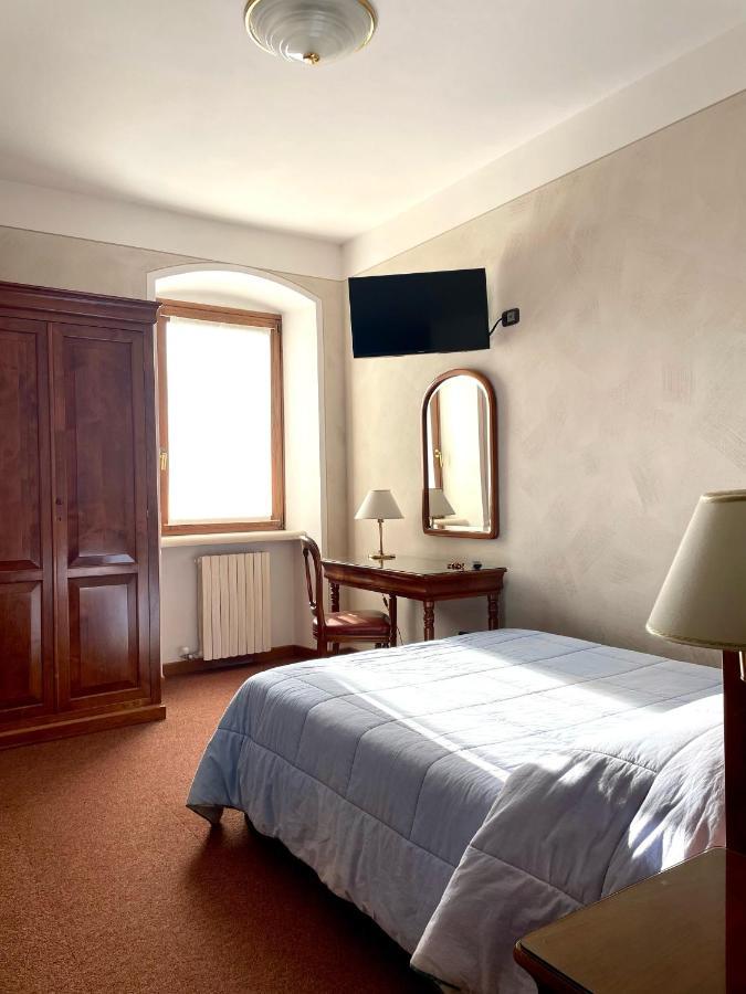 Albergo La Meridiana Castelnuovo del Garda Exterior photo