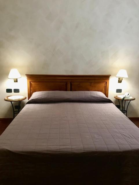 Albergo La Meridiana Castelnuovo del Garda Exterior photo