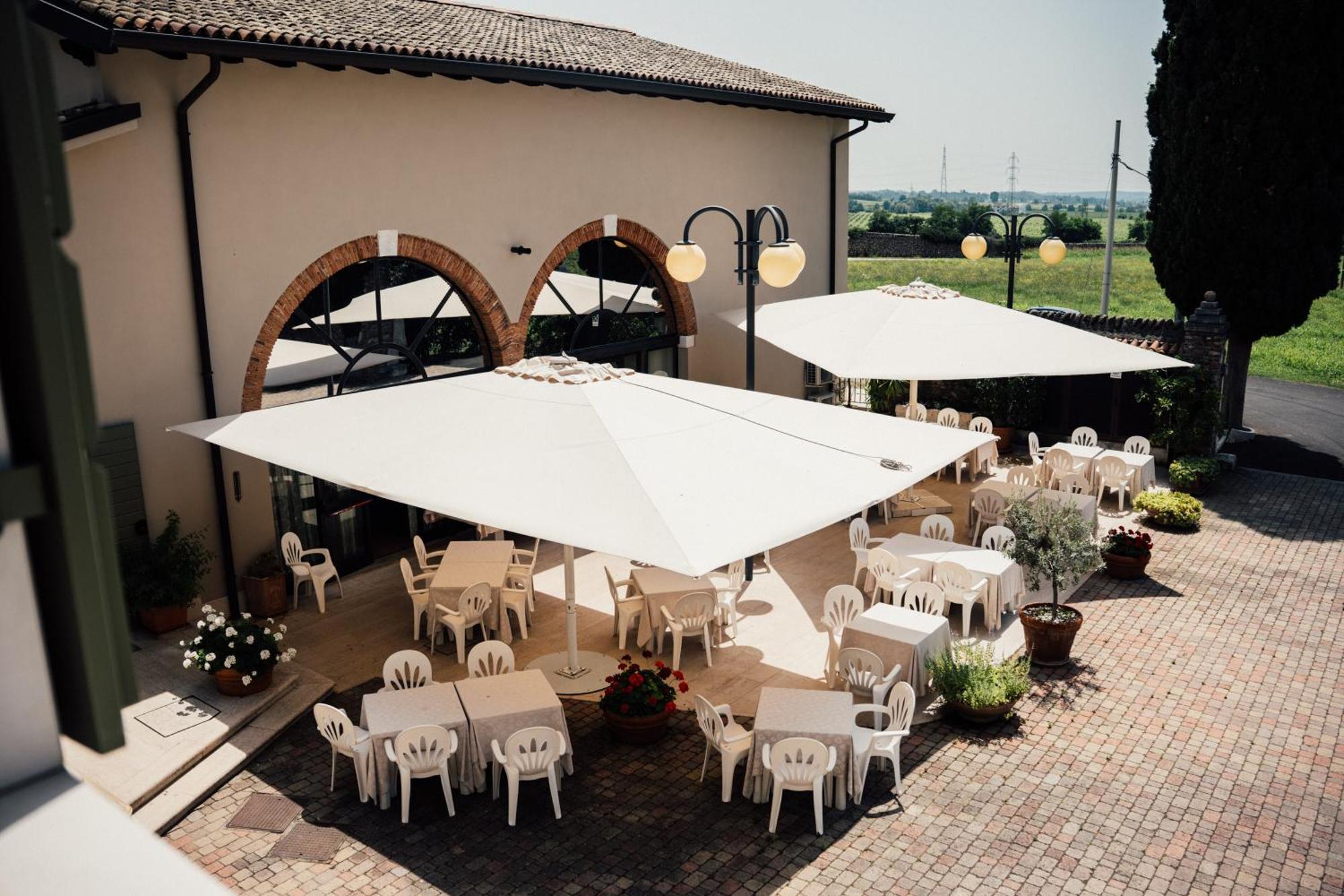 Albergo La Meridiana Castelnuovo del Garda Exterior photo